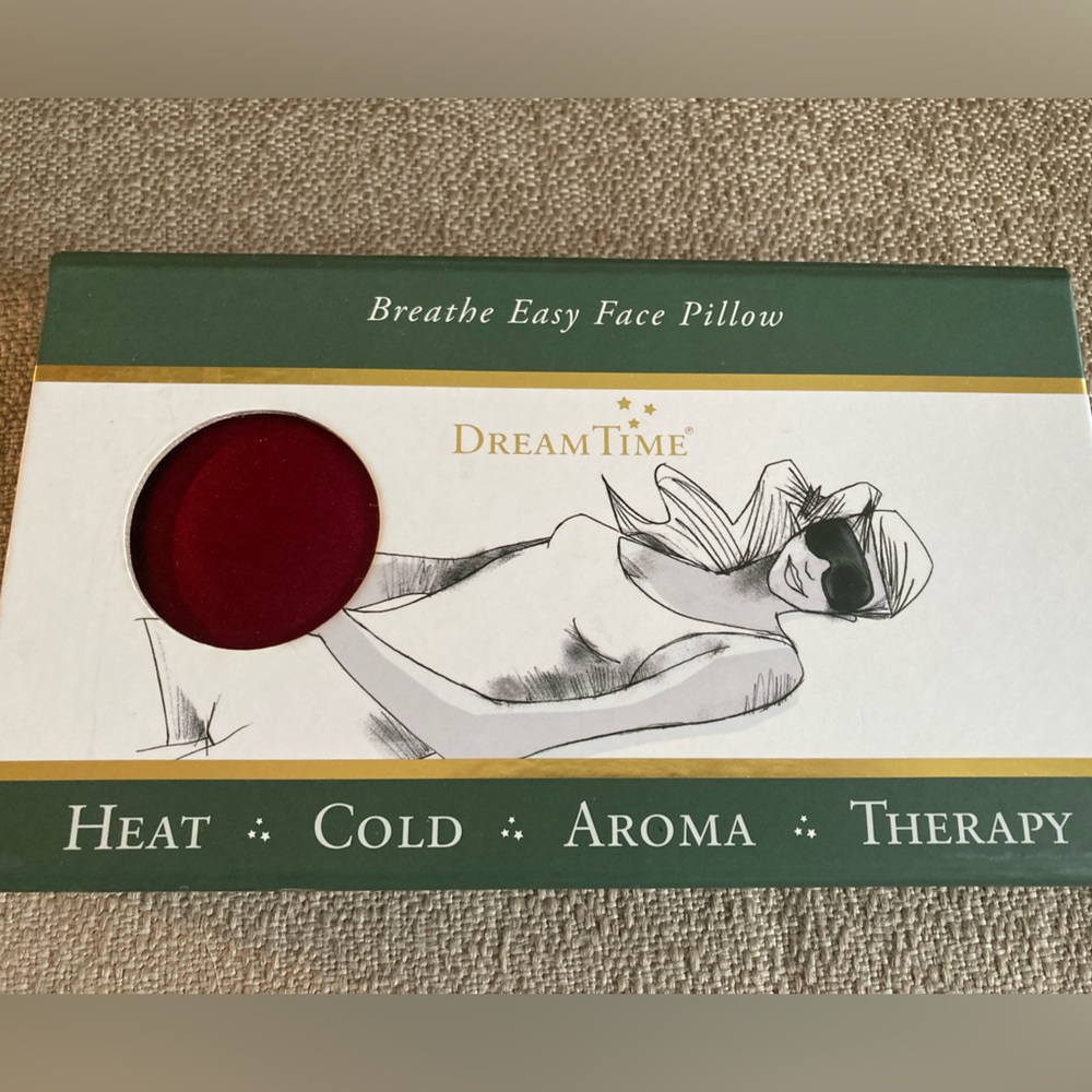 Weighted sleeping eye mask